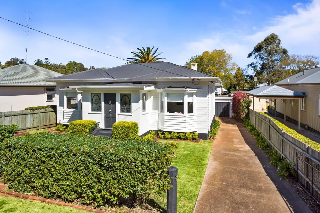 The Lighthouse Villa Toowoomba Bagian luar foto